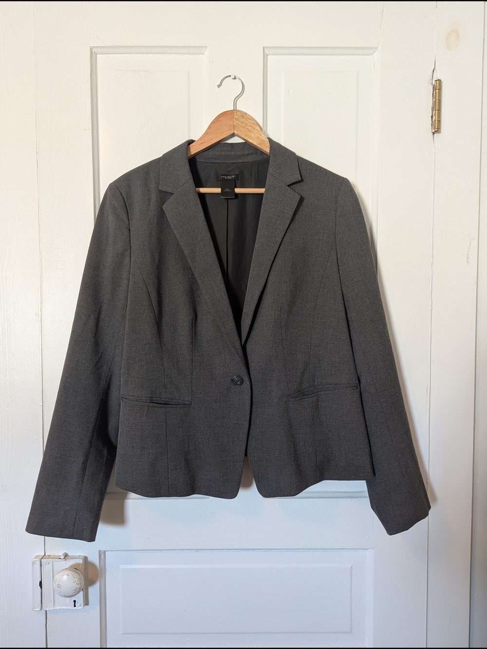 Ann Taylor Factory Charcoal Gray Single-Button Blazer